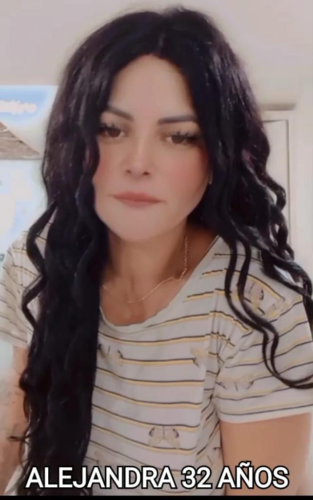 614741390: Chica busca chico en Cádiz