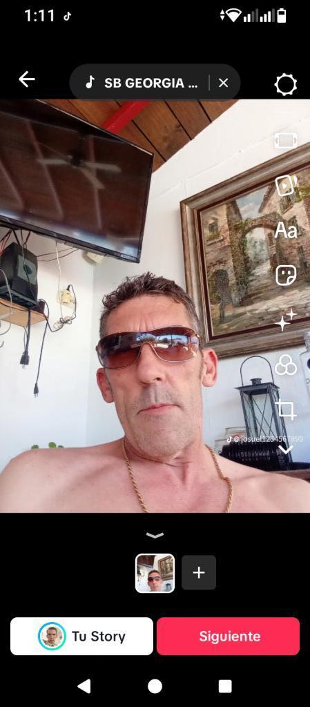 Chico busca chica en Málaga: 