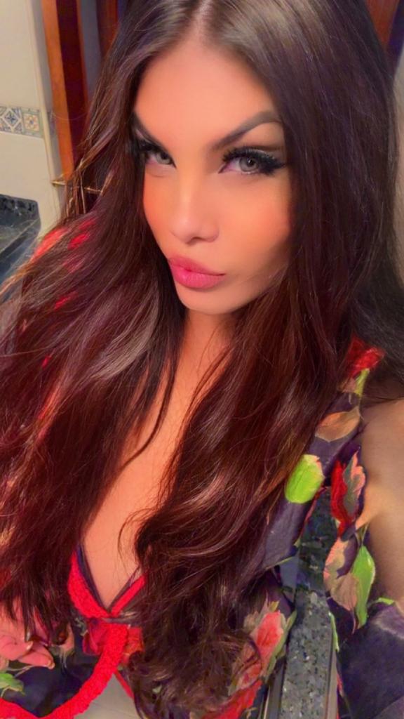 611291433: Travesti en Cantabria