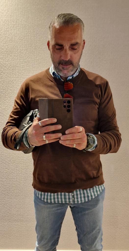 622687452: Chico busca chica en Granada