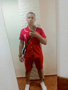 615072956: Chico busca chica en Valencia