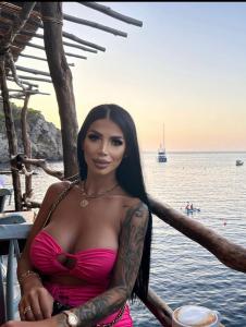 742090473: Chica busca chico en Segovia