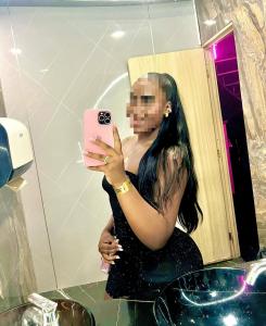 637803403: Chica busca chico en Madrid