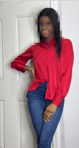 673547490: Chica busca chico en Gerona