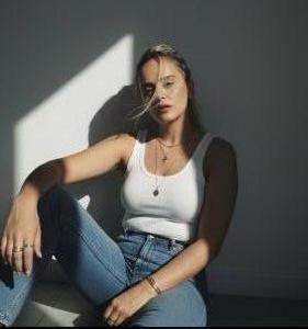 611331941: Chica busca chico en Mallorca