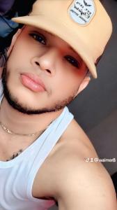 650832556: Chico busca chica en Barcelona