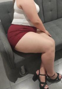 643799495: Chica busca chico en Granada