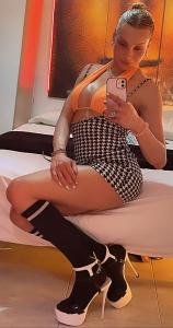 605404290: Travesti en Barcelona