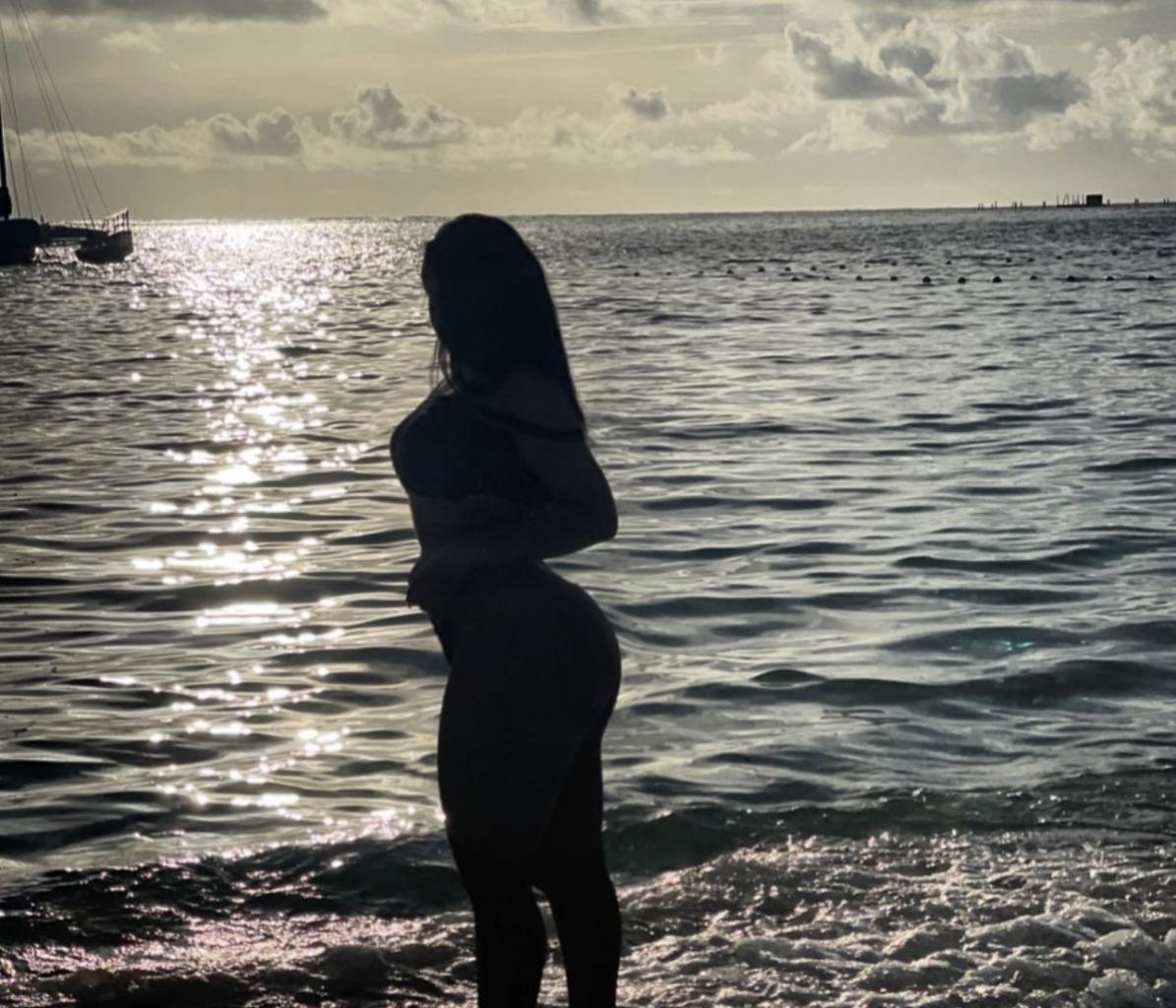 617415806: Chica busca chico en Sevilla