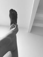 679777043: Chico busca chica en Ibiza