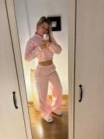 603782354: Chica busca chico en Barcelona