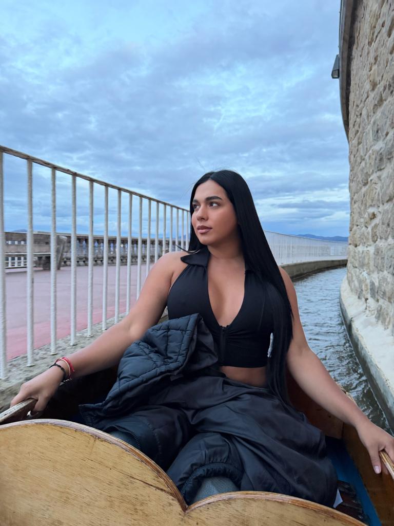 632924136: Transexual en Valladolid