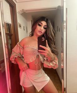 654864400: Travesti en Burgos
