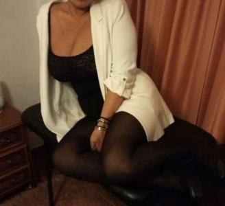 672007499: Chica busca chico en La Coruña