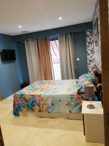 697394223:  en Alicante