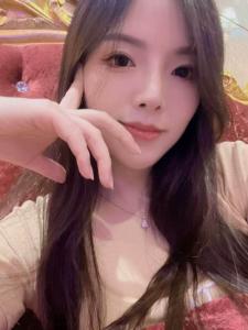 651897772: Chica busca chico en Madrid