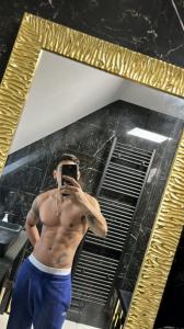 687133916: Chico busca chica en Lérida