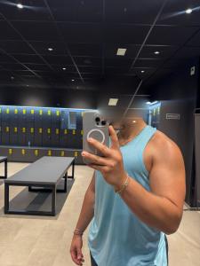 Chico busca chica en Málaga: 