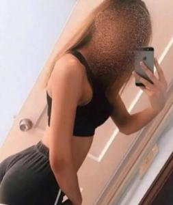 Chica busca chico en Tenerife: 