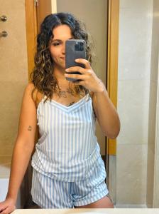 674475801: Chica busca chico en Málaga