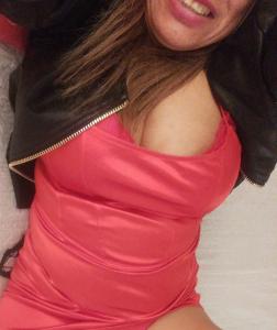 667208592: Chica busca chico en Madrid