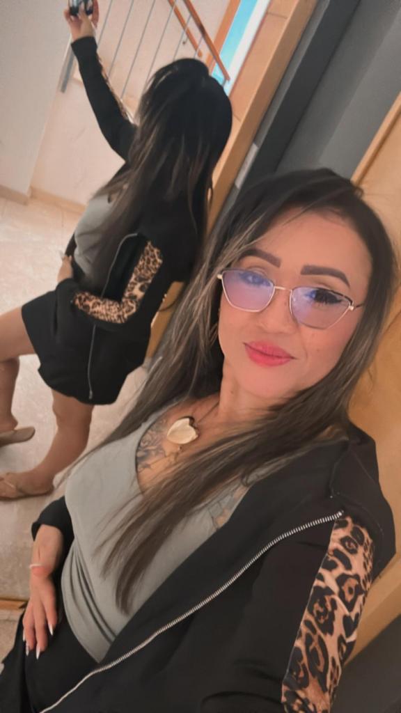 670986016: Chica busca chico en Pontevedra