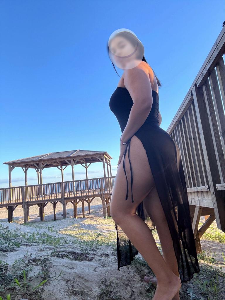 641076573: Chica busca chico en Cádiz