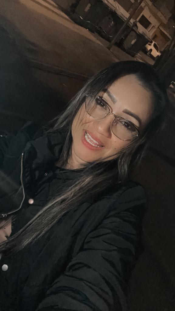 670986016: Chica busca chico en Pontevedra