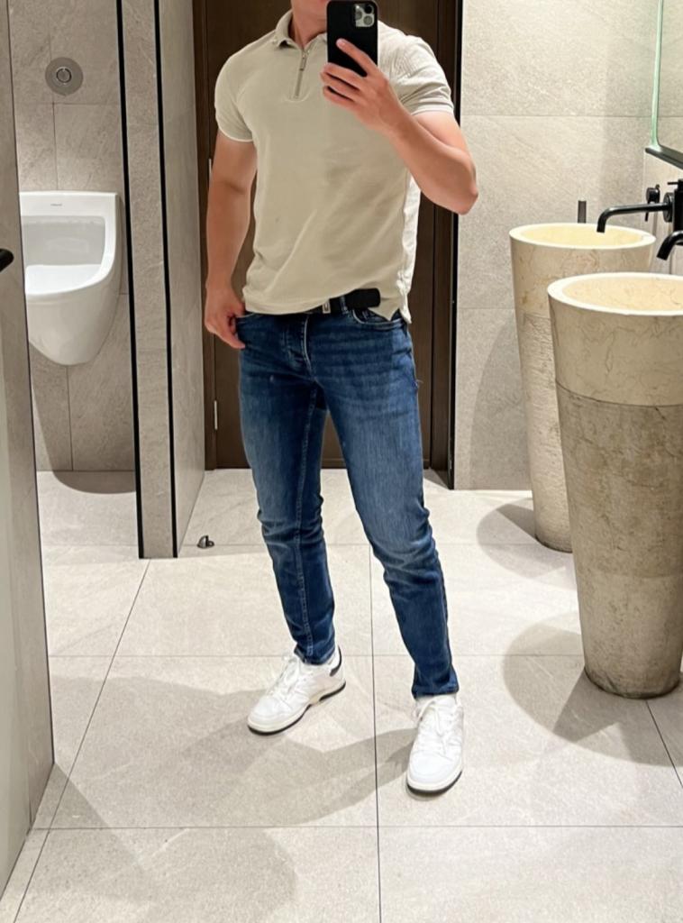 607597132: Chico busca chica en Málaga