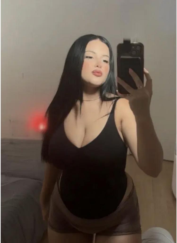 Chica busca chico en Barcelona: 