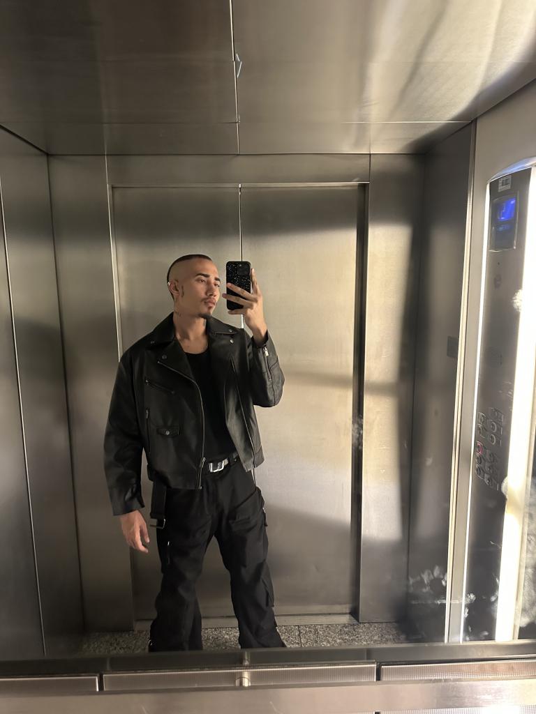 Chico busca chica en Madrid: 