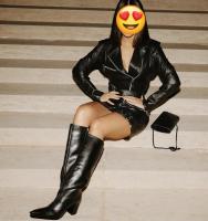 644354326: Chica busca chico en Barcelona