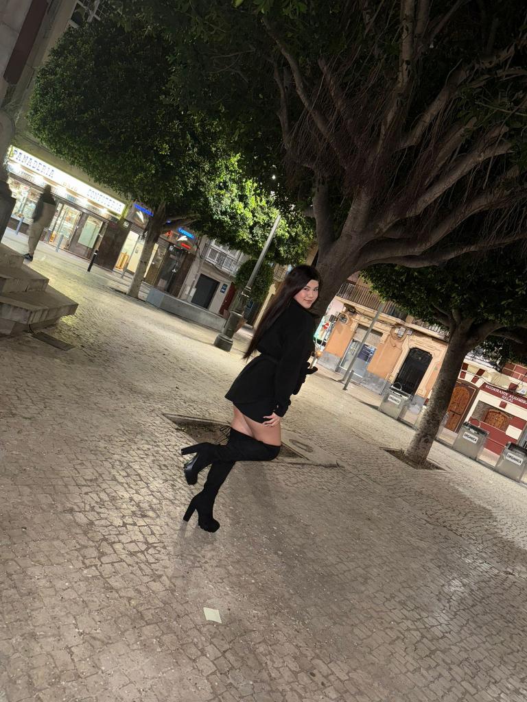 631689987: Chica busca chico en Asturias