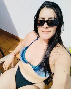 613443796: Chica busca chico en Pontevedra