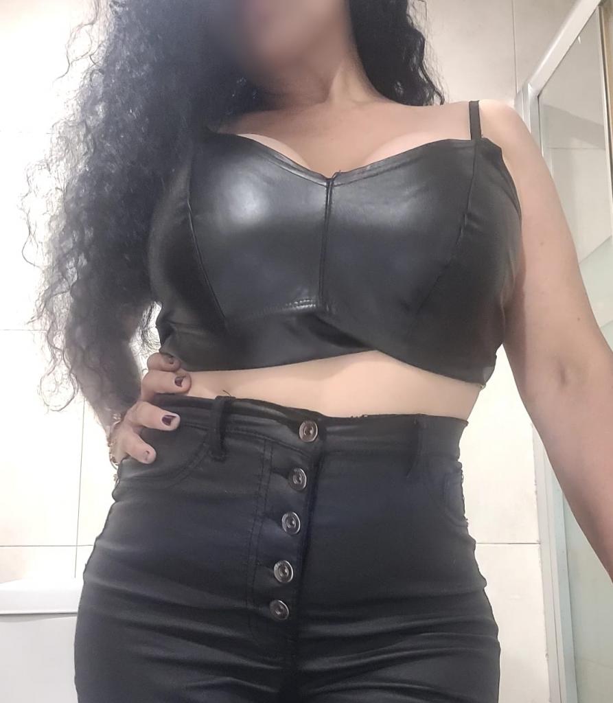 633113067: Chica busca chico en Guipúzcoa