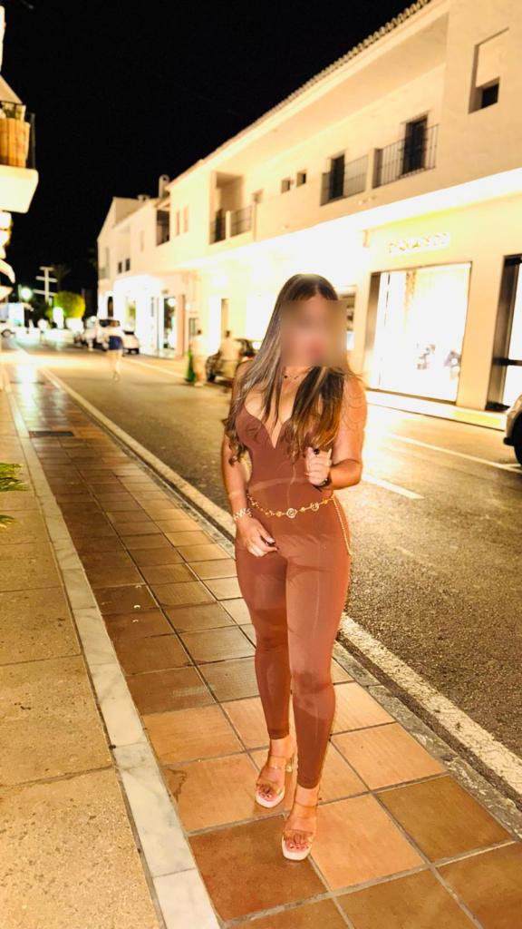 634895728: Chica busca chico en Málaga