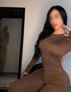 604211242: Chica busca chico en Madrid