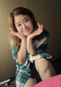 666313598: Chica busca chico en Barcelona