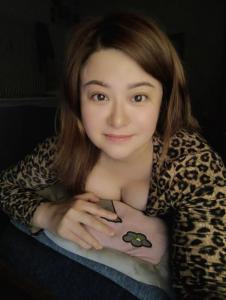 666313598: Chica busca chico en Barcelona