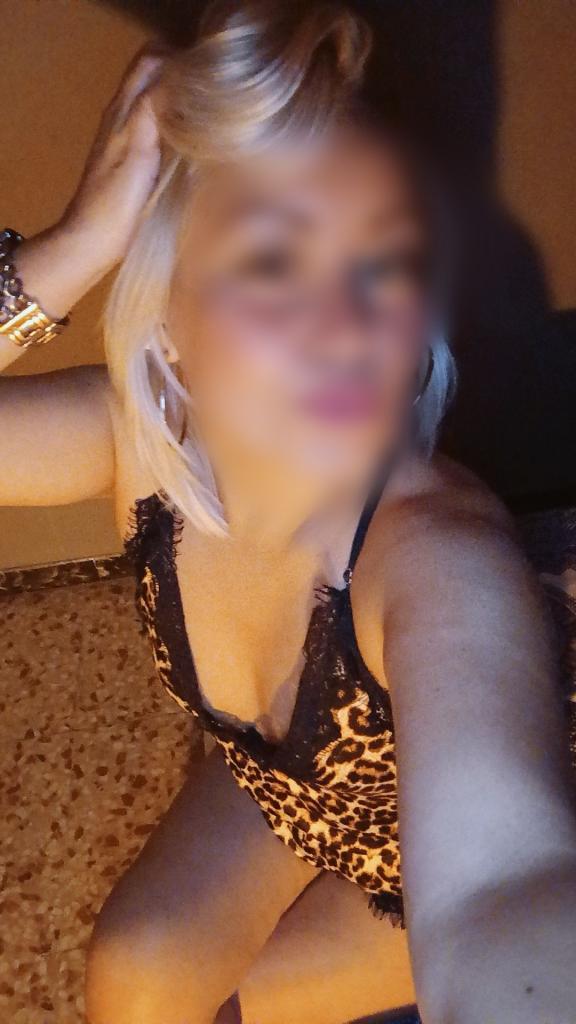 632825338: Chica busca chico en Murcia