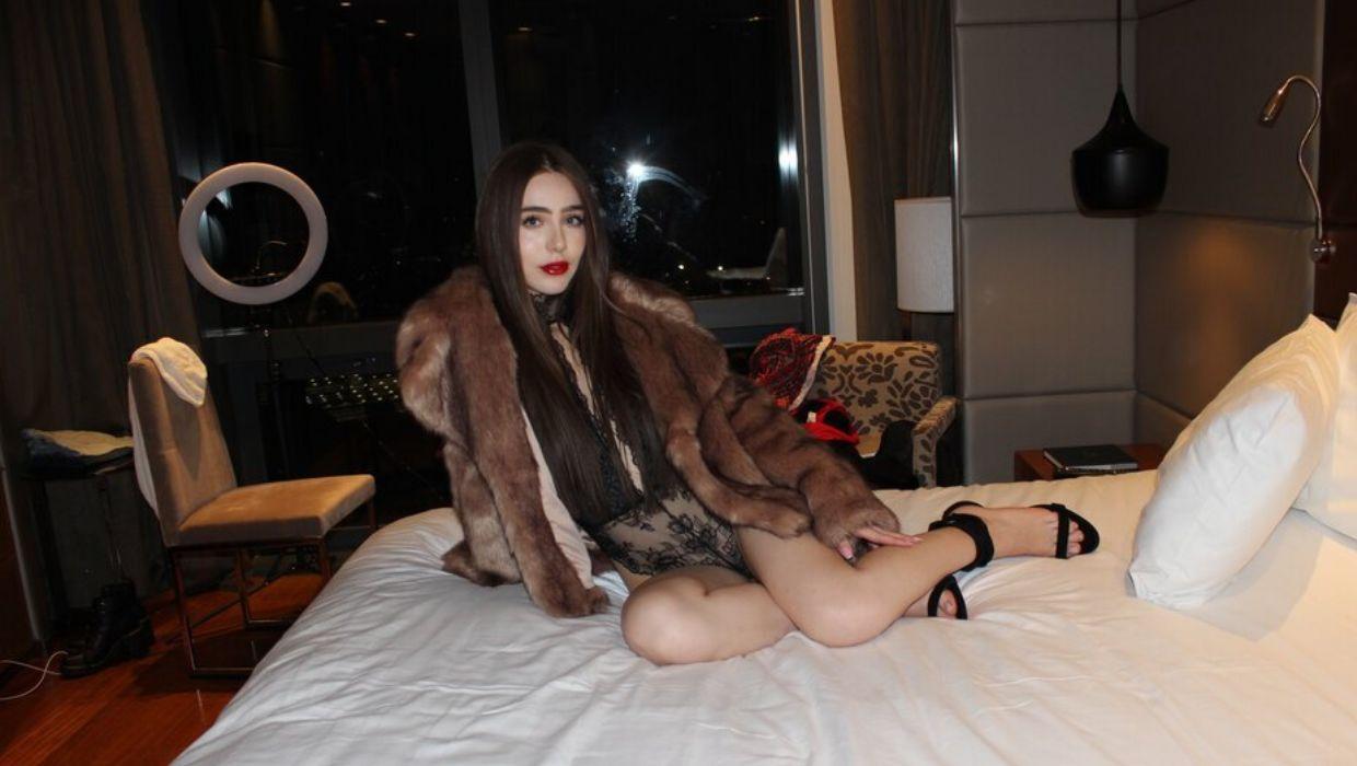 685057744: Chica busca chico en Madrid