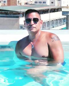 662524815: Chico busca chica en Madrid