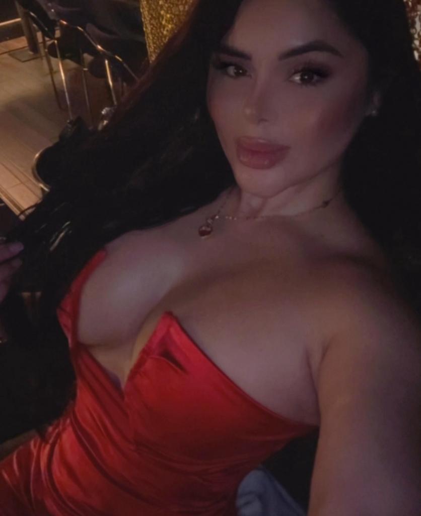 Chica busca chico en Alicante: 