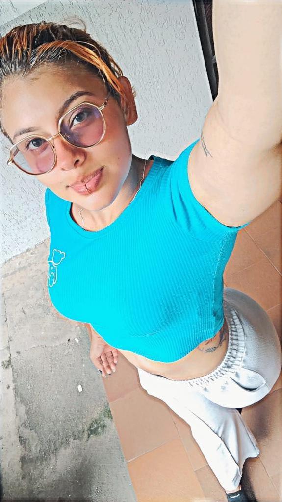 Chica busca chico en Cádiz: 