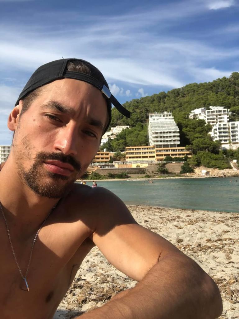 623731299: Chico busca chica en Madrid