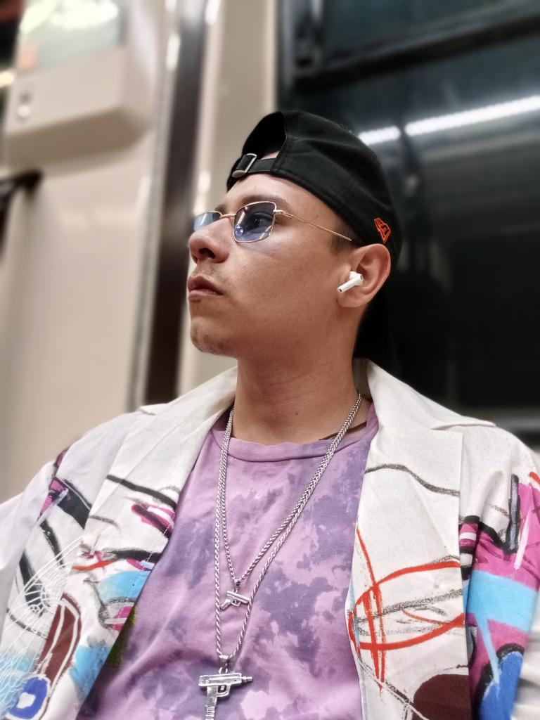 Chico busca chica en Madrid: 