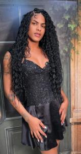 611892433: Chica busca chico en Gerona