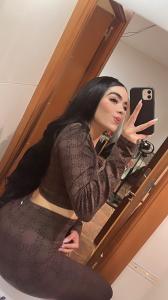 604374286: Chica busca chico en Madrid