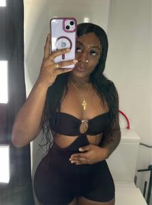 643754604: Chica busca chico en Valencia