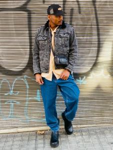 669065917: Chico busca chica en Barcelona